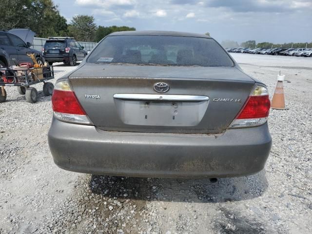 2005 Toyota Camry LE