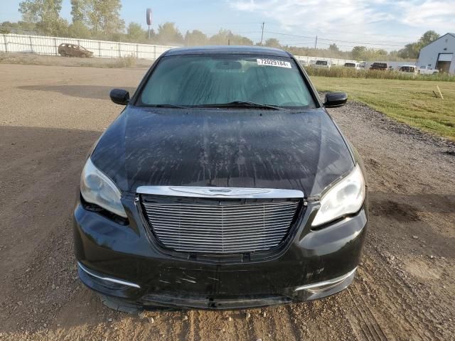 2013 Chrysler 200 Touring