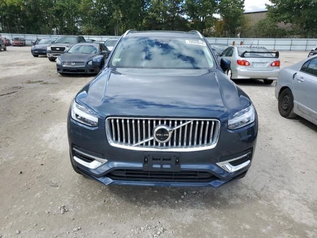 2023 Volvo XC90 Plus