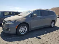 2022 Chrysler Pacifica Touring L en venta en Colton, CA