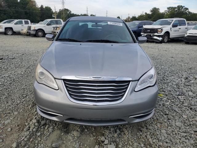 2013 Chrysler 200 LX