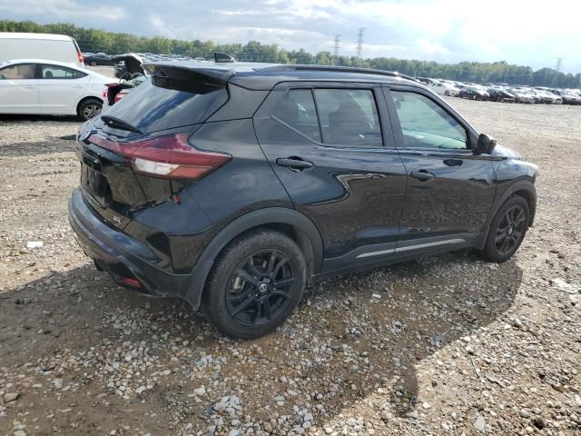 2021 Nissan Kicks SR