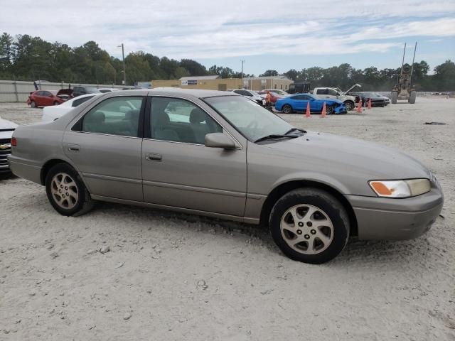 1999 Toyota Camry LE