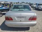 2001 Mercedes-Benz E 320