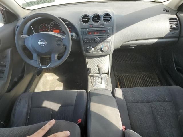 2011 Nissan Altima Base