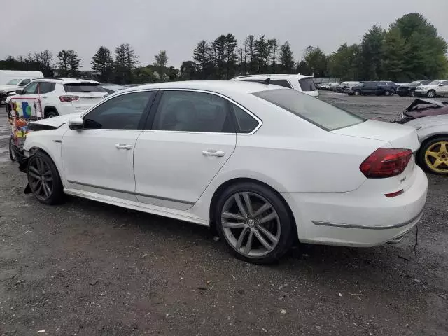 2019 Volkswagen Passat SE R-Line