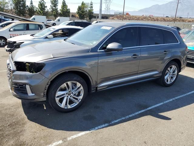 2023 Audi Q7 Premium