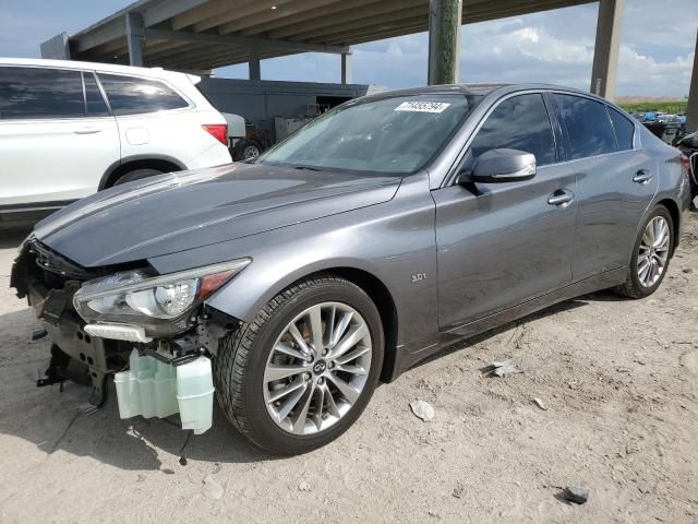 2018 Infiniti Q50 Luxe