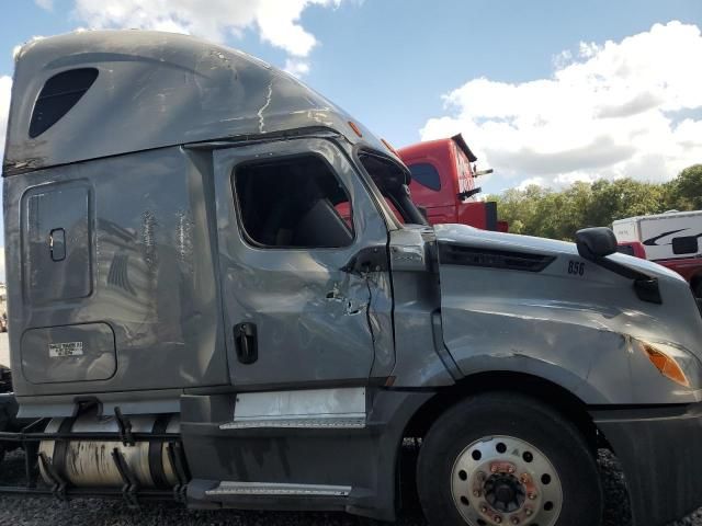 2020 Freightliner Cascadia 126