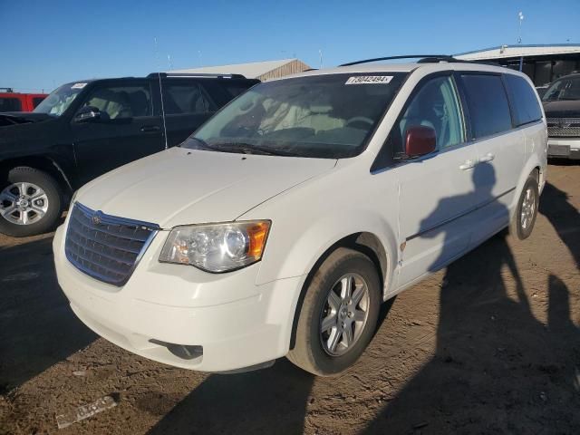 2010 Chrysler Town & Country Touring