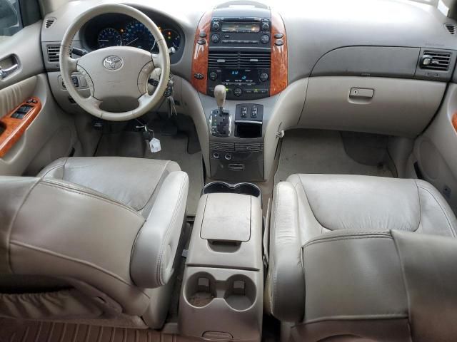 2008 Toyota Sienna XLE