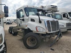 Vehiculos salvage en venta de Copart Greenwell Springs, LA: 2017 Freightliner Cascadia 113