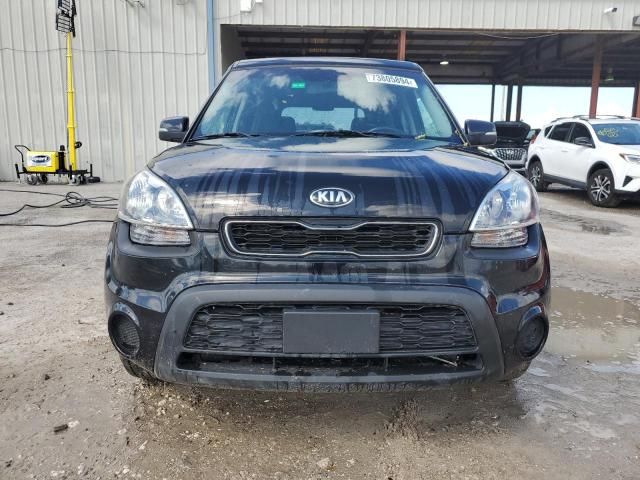 2013 KIA Soul +