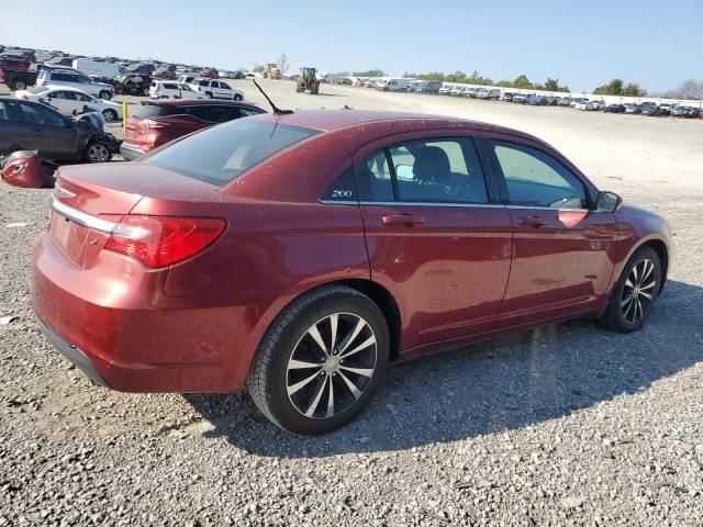 2013 Chrysler 200 Touring