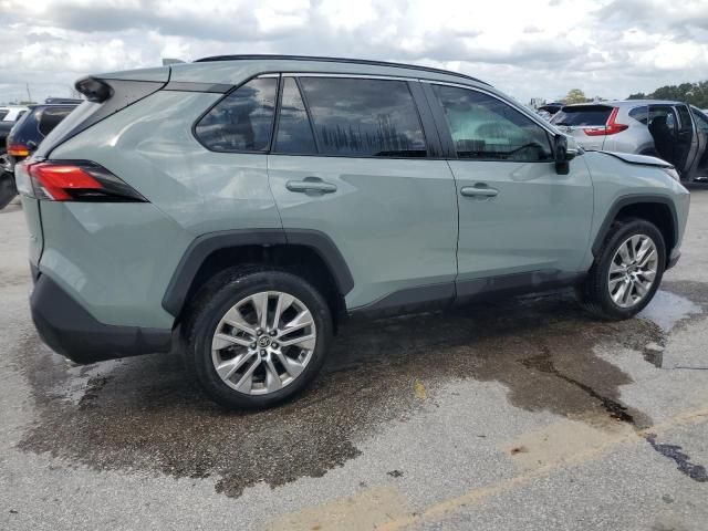 2022 Toyota Rav4 XLE Premium