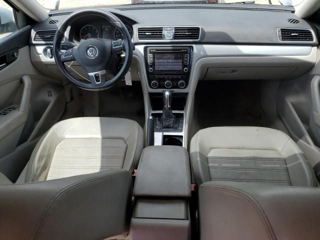 2012 Volkswagen Passat SE