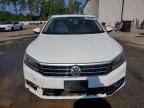 2017 Volkswagen Passat SE