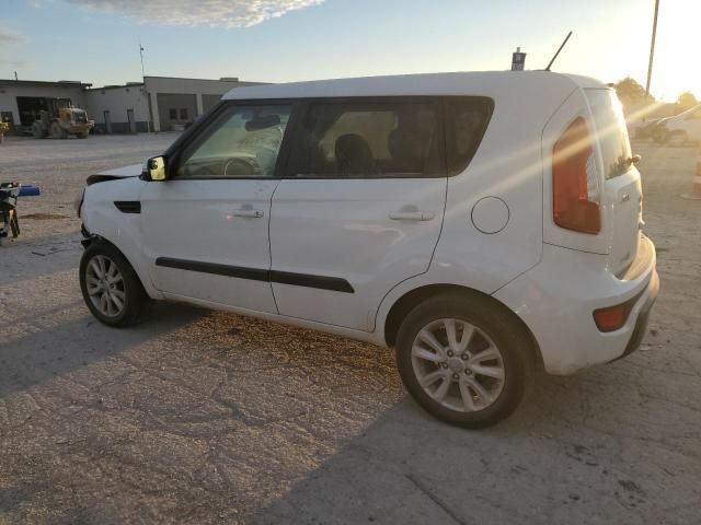 2013 KIA Soul +