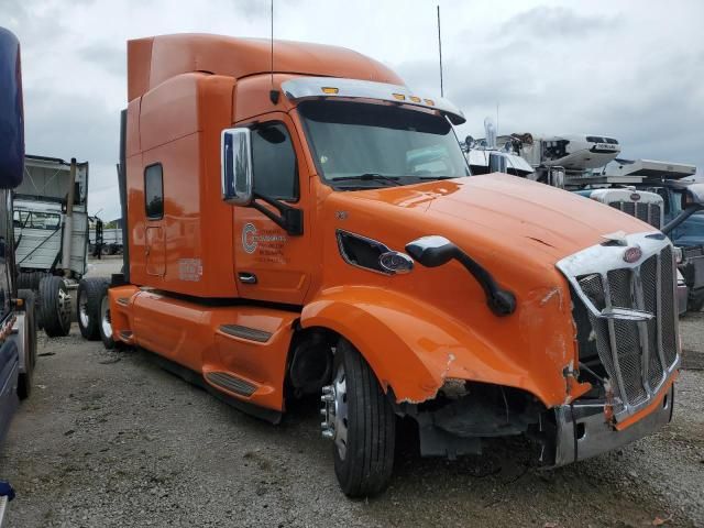 2020 Peterbilt 579