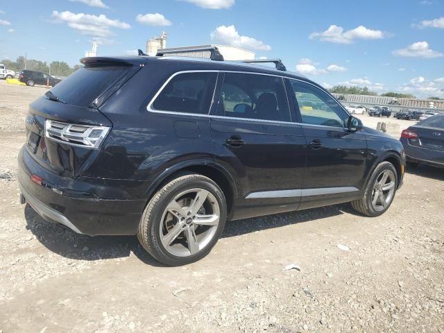 2019 Audi Q7 Prestige