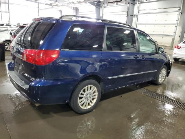 2007 Toyota Sienna XLE