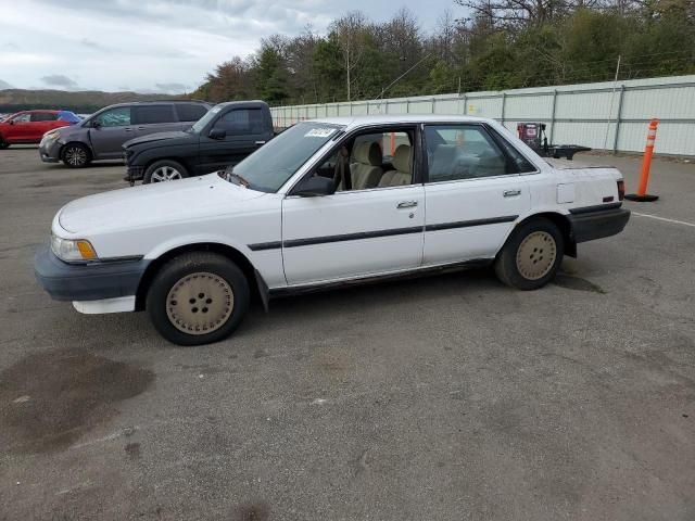 1990 Toyota Camry DLX