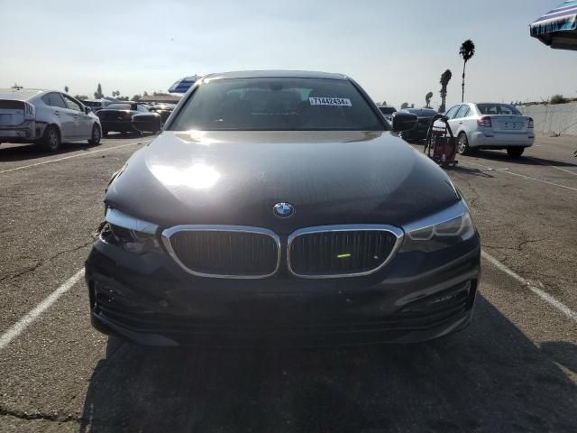 2018 BMW 530E