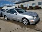 2000 Mercedes-Benz CLK 320