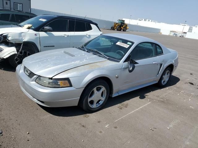 2004 Ford Mustang