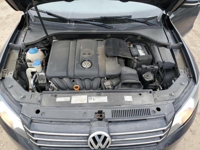 2013 Volkswagen Passat SE