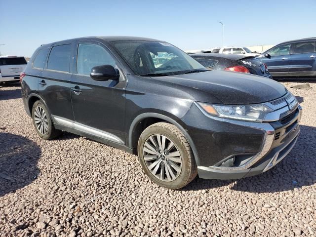 2019 Mitsubishi Outlander SE