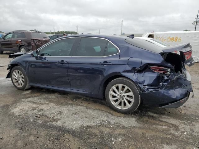 2022 Toyota Camry LE