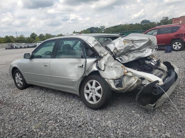 2000 Toyota Avalon XL