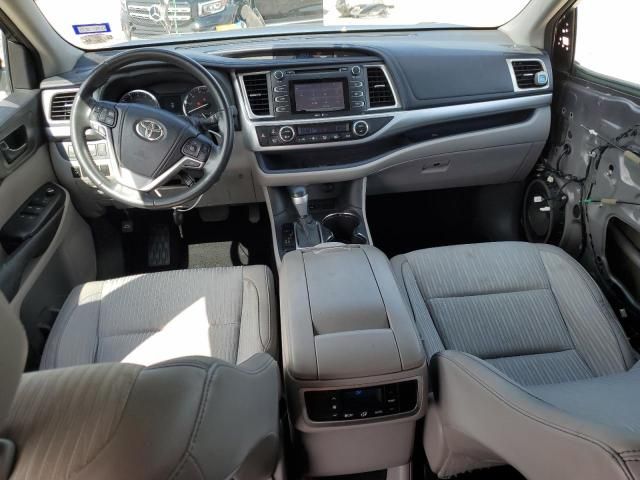 2014 Toyota Highlander LE