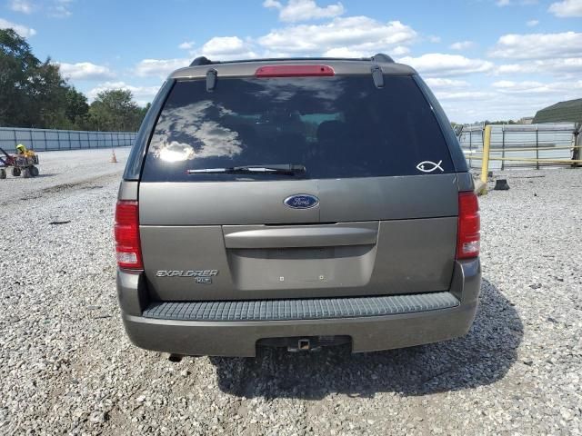 2004 Ford Explorer XLT