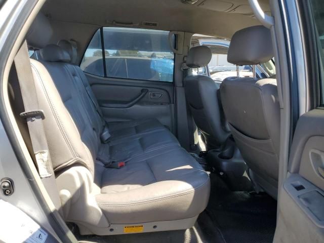 2003 Toyota Sequoia SR5