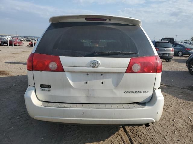 2007 Toyota Sienna XLE