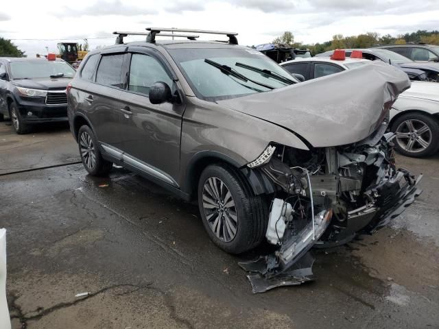 2019 Mitsubishi Outlander SE