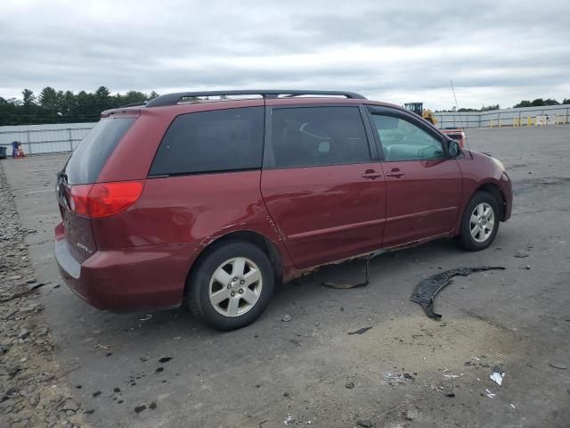 2006 Toyota Sienna CE