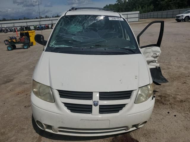 2005 Dodge Grand Caravan SXT