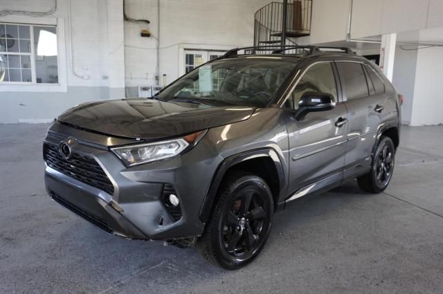 2020 Toyota Rav4 XSE