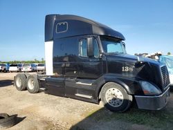 Salvage trucks for sale at Mercedes, TX auction: 2009 Volvo VN VNL