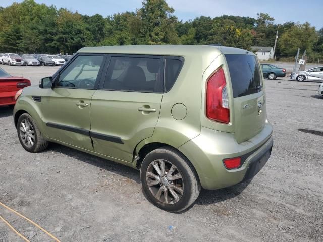 2013 KIA Soul +