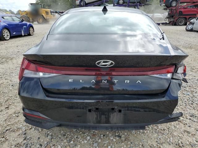 2021 Hyundai Elantra SE