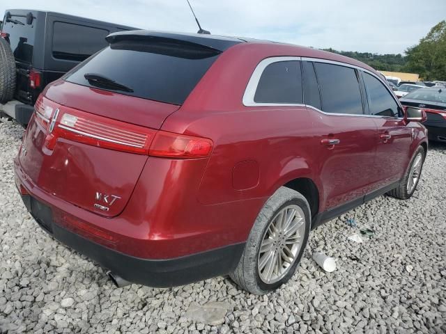 2014 Lincoln MKT