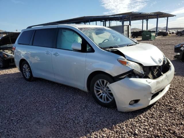 2015 Toyota Sienna XLE