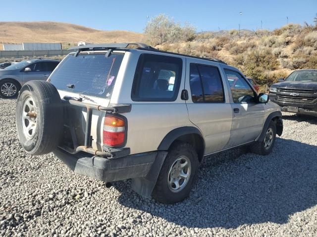 1997 Nissan Pathfinder LE