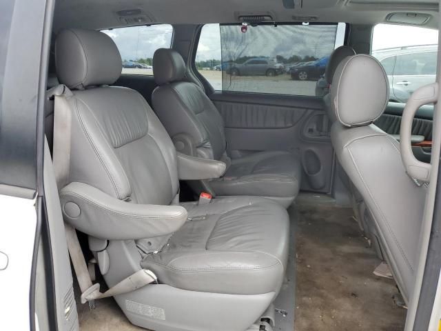 2008 Toyota Sienna XLE