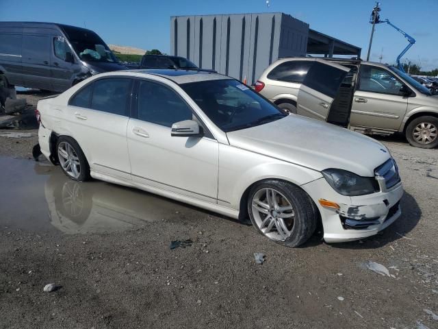 2013 Mercedes-Benz C 250