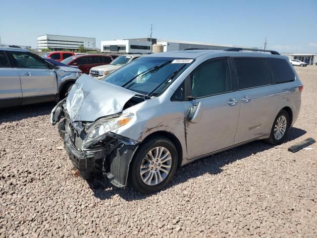 2015 Toyota Sienna XLE